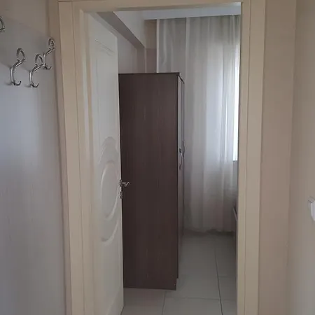 Karya *
